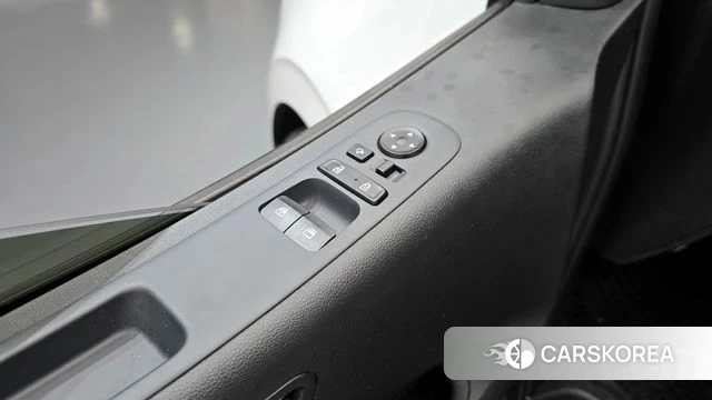 Hyundai Staria 2022 Белый из Кореи, фото 4