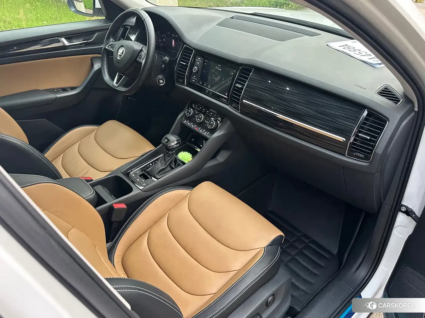 Skoda Kodiak GT 2021 Белый из Китая, фото 4