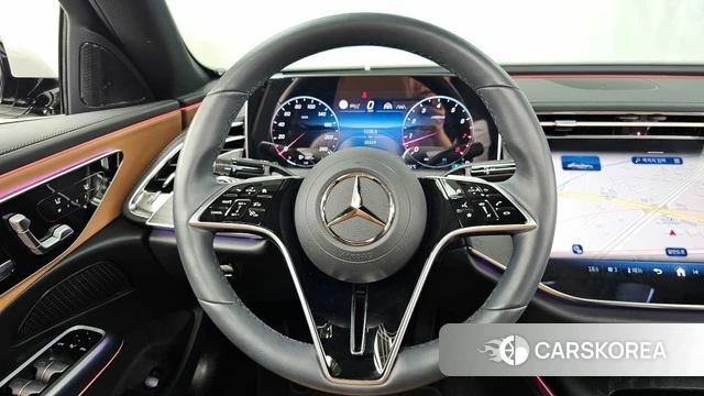 Mercedes-Benz E-Class W214 2025 Белый из Кореи, фото 4