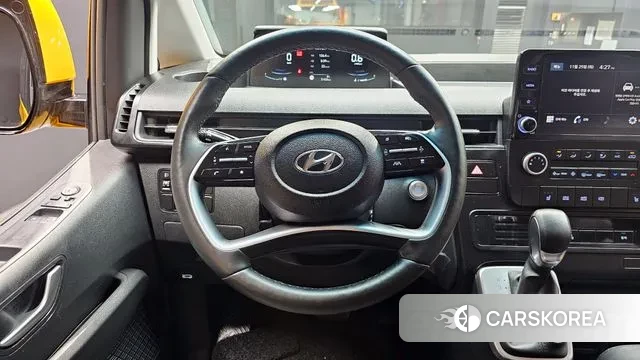 Hyundai Staria 2024 Желтый из Кореи, фото 4
