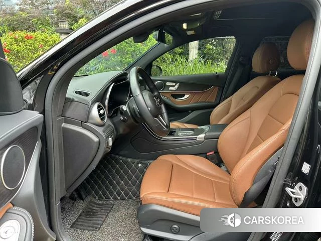 Mercedes-Benz GLC Coupe 2021 Черный из Китая, фото 4