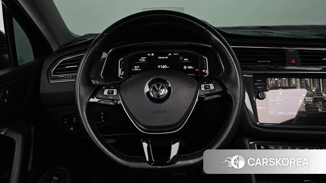 Volkswagen Tiguan Allspace 2020 Черный из Кореи, фото 4