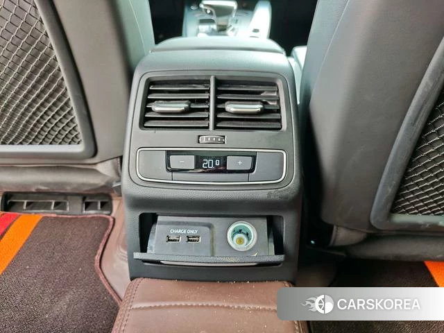 Audi A4L 2022 Белый из Китая, фото 4