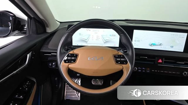 Kia EV6 2022 Белый из Кореи, фото 4