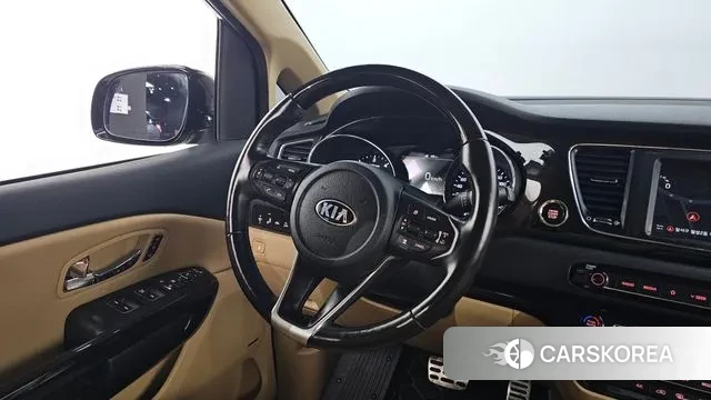 Kia The New Carnival 2018 Черный из Кореи, фото 4
