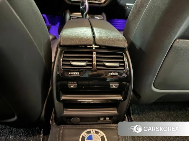 BMW 5 Series (G30) 2022 Белый из Кореи, фото 4