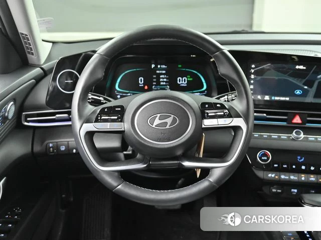 Hyundai The New Avante Hybrid (CN7) 2023 Серебристо-серый из Кореи, фото 4