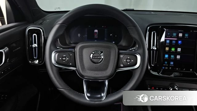 Volvo XC40 2025 Черный из Кореи, фото 4