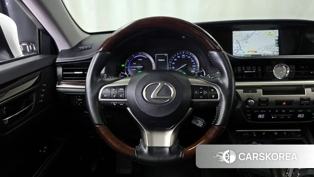 Lexus New ES300h 2018 Белый из Кореи, фото 4