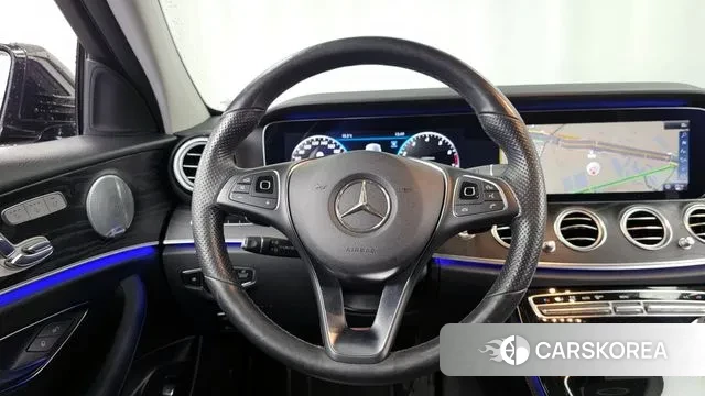 Mercedes-Benz E-Class W213 2018 Черный из Кореи, фото 4