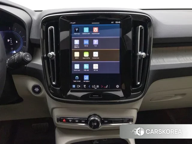 Volvo XC40 2025 Белый из Кореи, фото 4