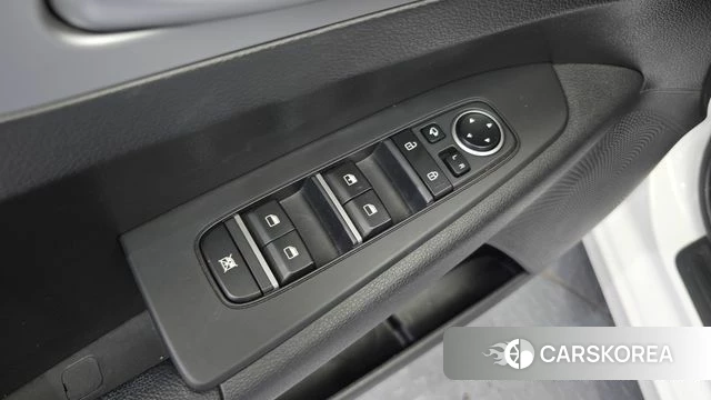 Kia The New K3 2nd generation 2022 Белый из Кореи, фото 4