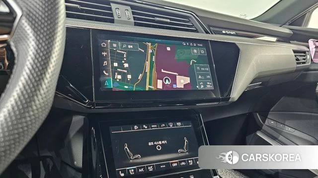 Audi e-Tron 2023 Белый из Кореи, фото 4