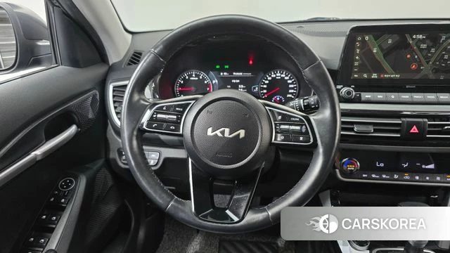 Kia Seltos 2022 Серый из Кореи, фото 4