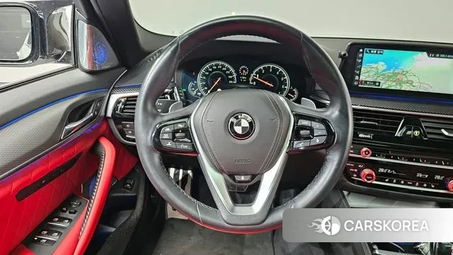 BMW 5 Series (G30) 2018 Белый из Кореи, фото 4