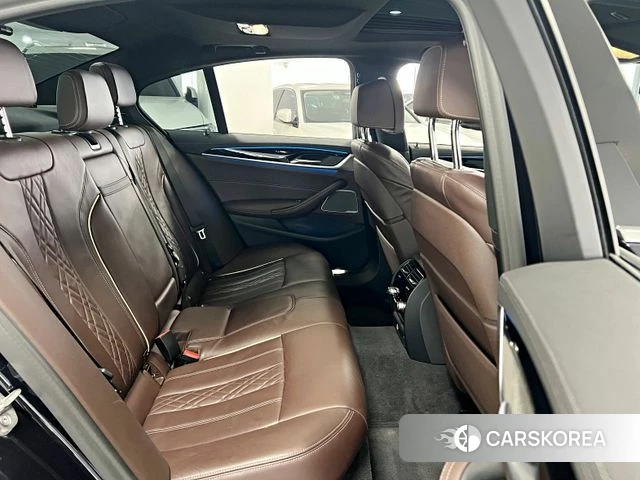 BMW 5 Series (G30) 2021 Черный из Кореи, фото 4