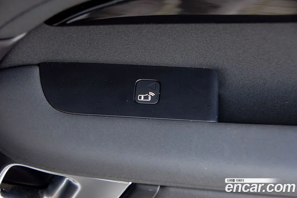 Land Rover Discovery 5 2019 из Кореи, фото 4