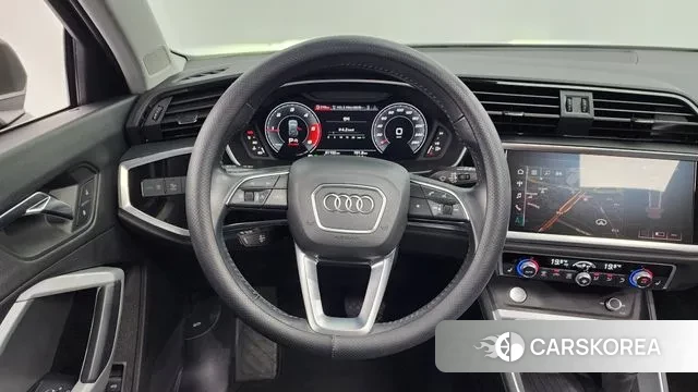 Audi Q3 (F3) 2020 Серый из Кореи, фото 4