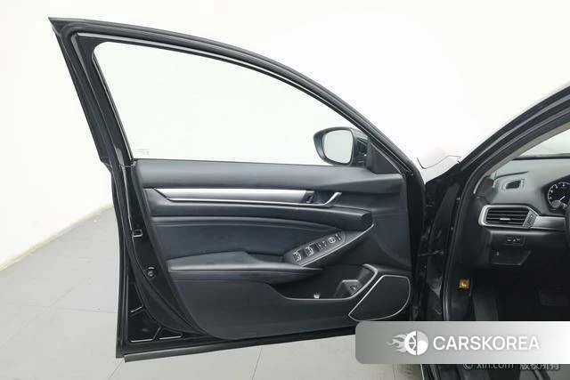 Honda Accord 2021 Черный из Китая, фото 4