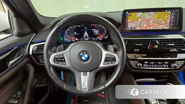 BMW 5 Series (G30) 2022 Белый из Кореи, фото 4