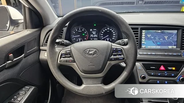 Hyundai Avante AD 2018 Белый из Кореи, фото 4