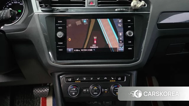 Volkswagen Tiguan second Generation 2020 Белый из Кореи, фото 4