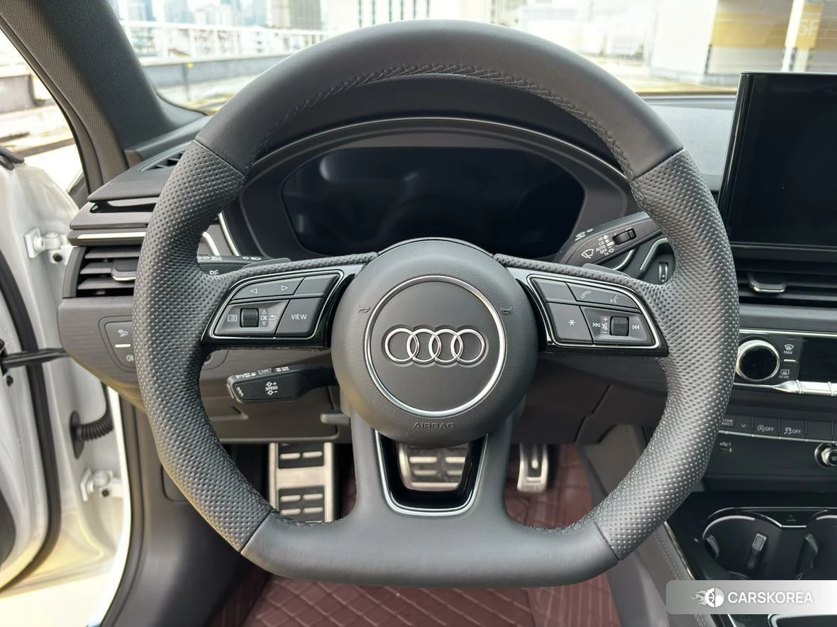 Audi A4L 2023 Белый из Китая, фото 4
