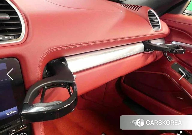 Porsche 718 Boxster 2023 Зеленый из Кореи, фото 4