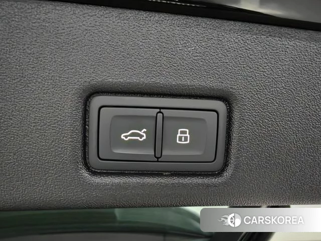 Audi Q5 (80A) 2025 Черный из Кореи, фото 4