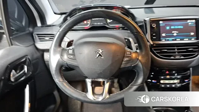 Peugeot 208 2018 Белый из Кореи, фото 4