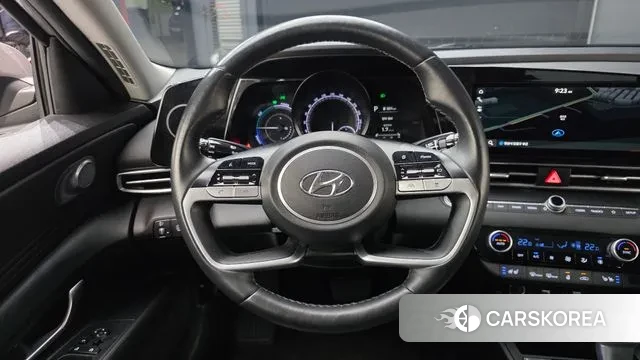 Hyundai Avante Hybrid (CN7) 2022 Серебристо-серый из Кореи, фото 4