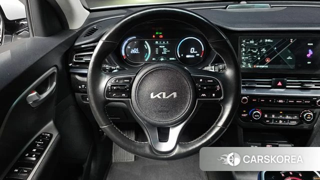 Kia Niro Plus 2022 Серебряный из Кореи, фото 4