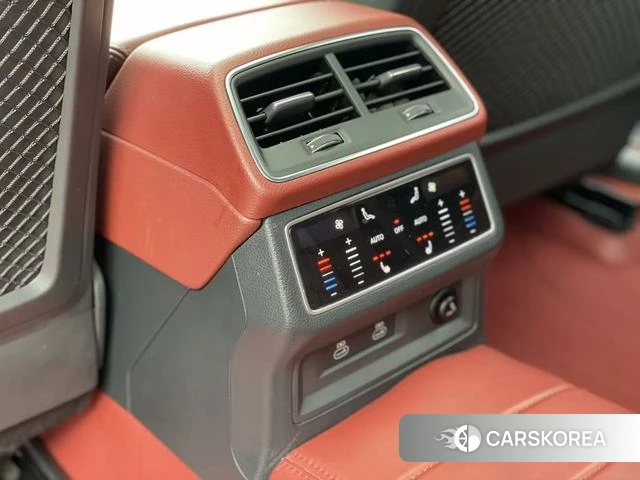 Audi A7L 2023 Черный из Китая, фото 4