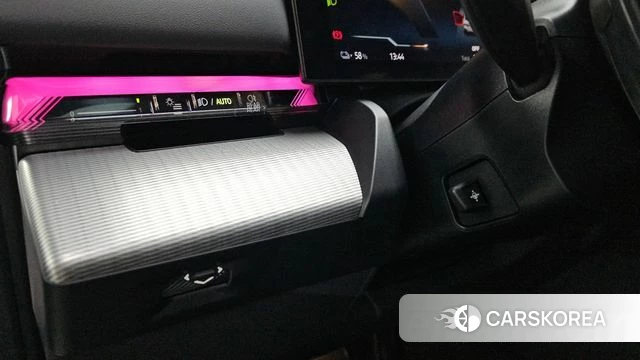 BMW i5 (G60) 2025 Белый из Кореи, фото 4