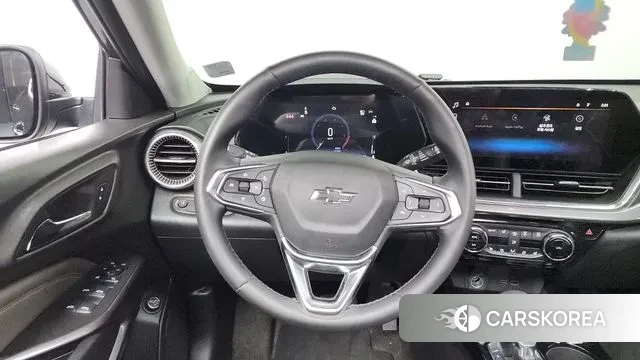 Chevrolet (GM Daewoo) Trax Crossover 2024 Черный из Кореи, фото 4