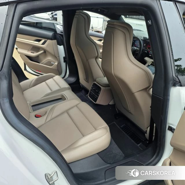 Porsche Taycan 2022 Белый из Кореи, фото 4