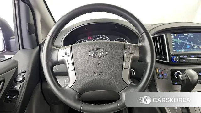 Hyundai The New Grand Starex 2019 Черный из Кореи, фото 4