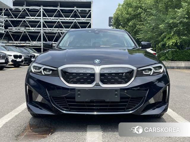 BMW i3 2023 Черный из Китая, фото 4