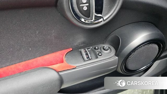 Mini Cooper 2018 Песочный из Кореи, фото 4