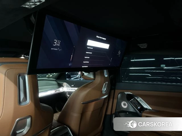 BMW i7 (G70) 2023 Белый из Кореи, фото 4