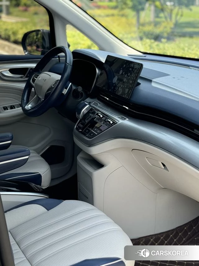 Roewe iMAX8 2021 Синий из Китая, фото 4