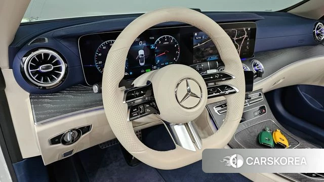 Mercedes-Benz E-Class W213 2022 Белый из Кореи, фото 4