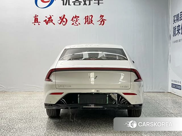 Wuling Automobile Wuling Starlight PHEV 2026 Белый из Китая, фото 4