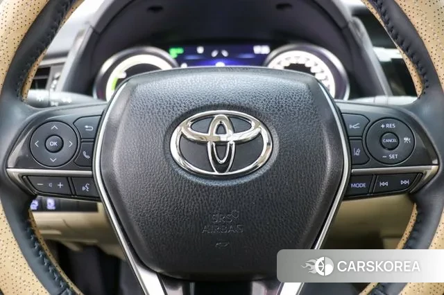 Toyota Camry (XV70) 2023 Белый из Кореи, фото 4