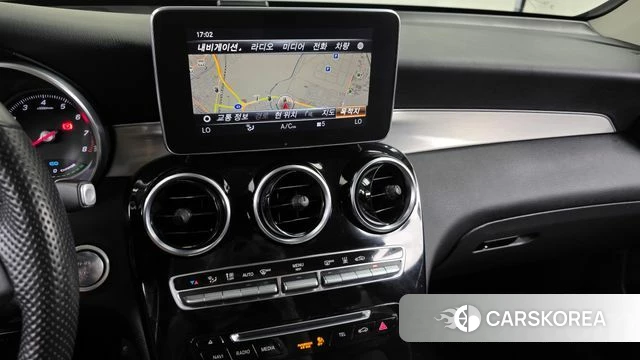Mercedes-Benz GLC-Class X253 2018 Белый из Кореи, фото 4