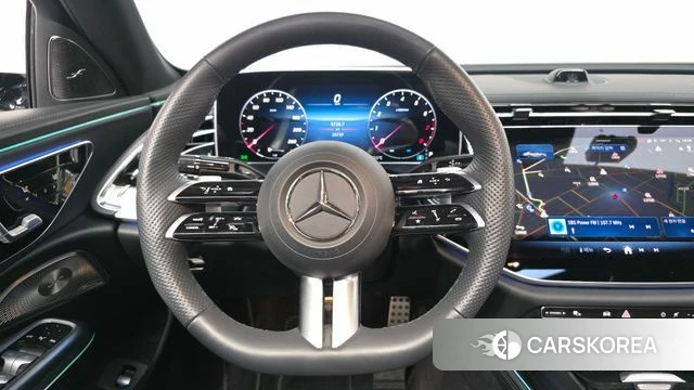 Mercedes-Benz E-Class W214 2024 Белый из Кореи, фото 4