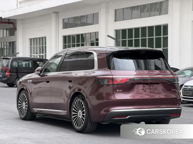 AITO Ask the world M8 2025 Красный из Китая, фото 4