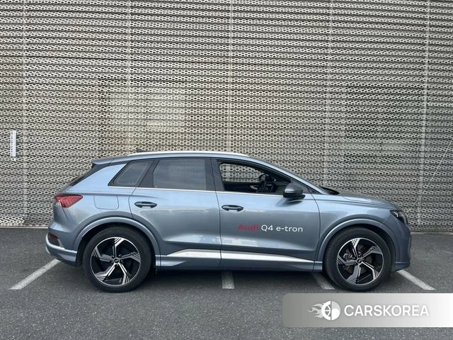 Audi Q4 e-tron 2025 Синий из Китая, фото 4