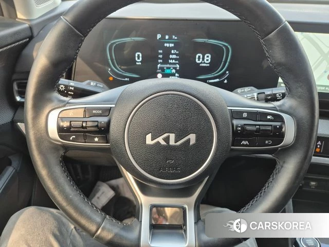 Kia Sportage 5th Generation 2023 Белый из Кореи, фото 4