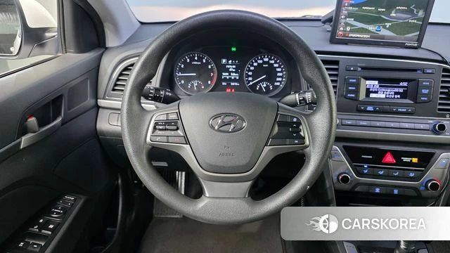 Hyundai Avante AD 2018 Белый из Кореи, фото 4